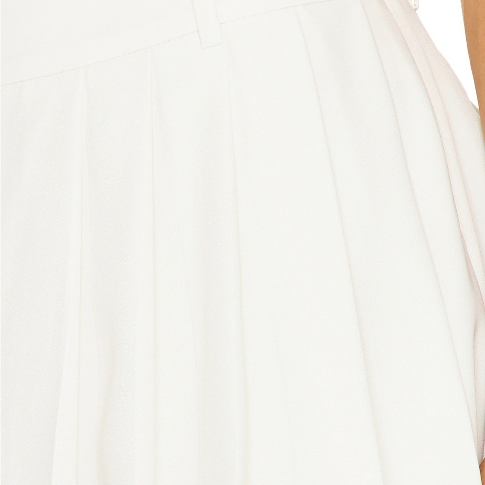 Malbon Golf Pleated Shorts - Picture 7 of 7